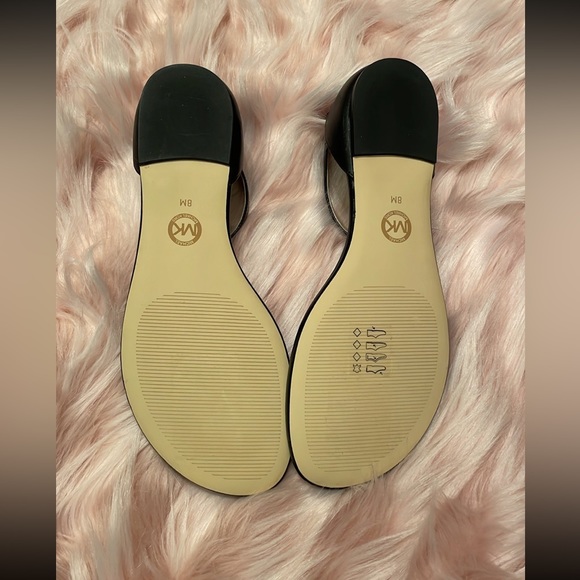 Michael Kors Sandal - Picture 3 of 4